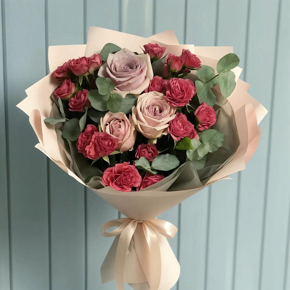 Букет цветов из: Гвоздики и Розы в Кадоме