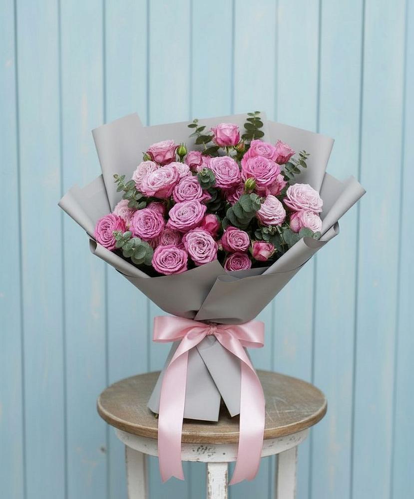 Букет цветов из: Розы в Кадоме