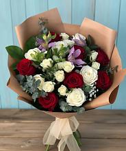 Букет цветов из:  Розы и Альстромерии в Кадоме