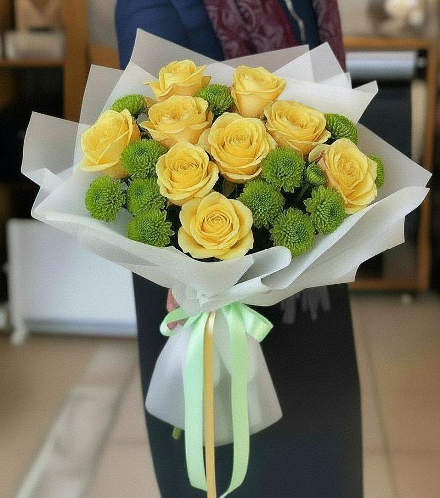 Букет цветов из: Хризантемы и Розы в Кадоме