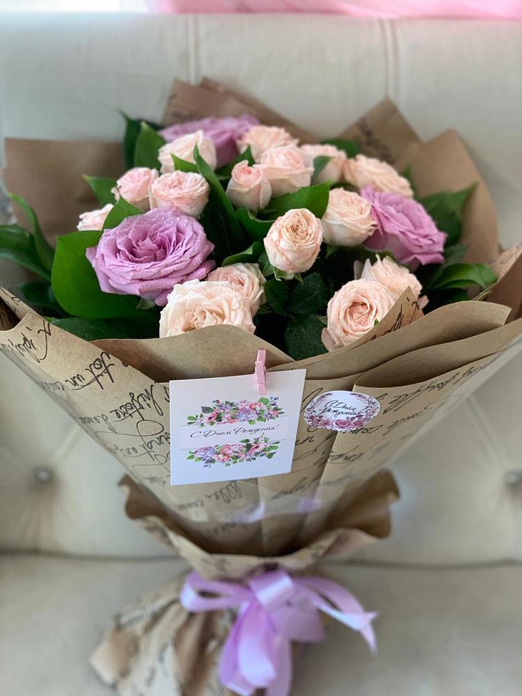 Букет цветов из: Розы в Кадоме