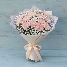 Букет цветов из:  Гвоздики в Кадоме