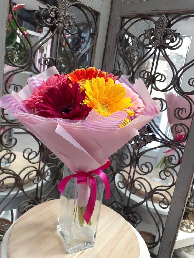 Букет цветов из: Герберы в Кадоме