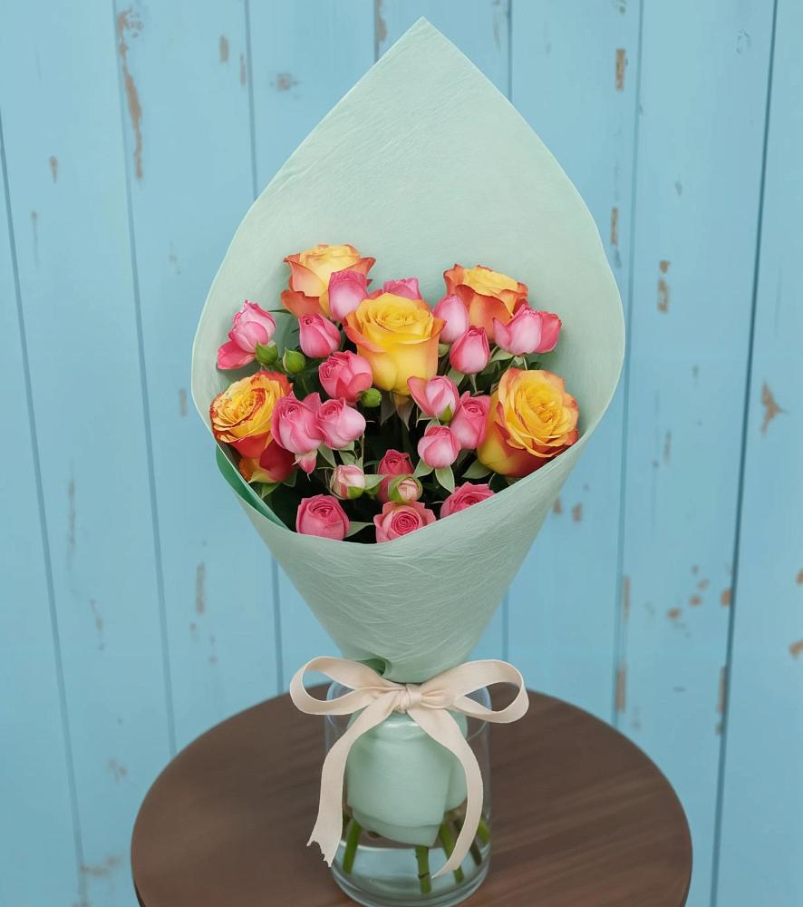 Букет цветов из: Розы в Кадоме