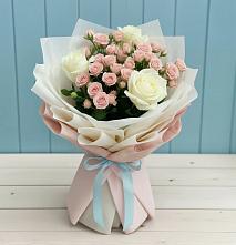 Букет цветов из:  Розы в Кадоме