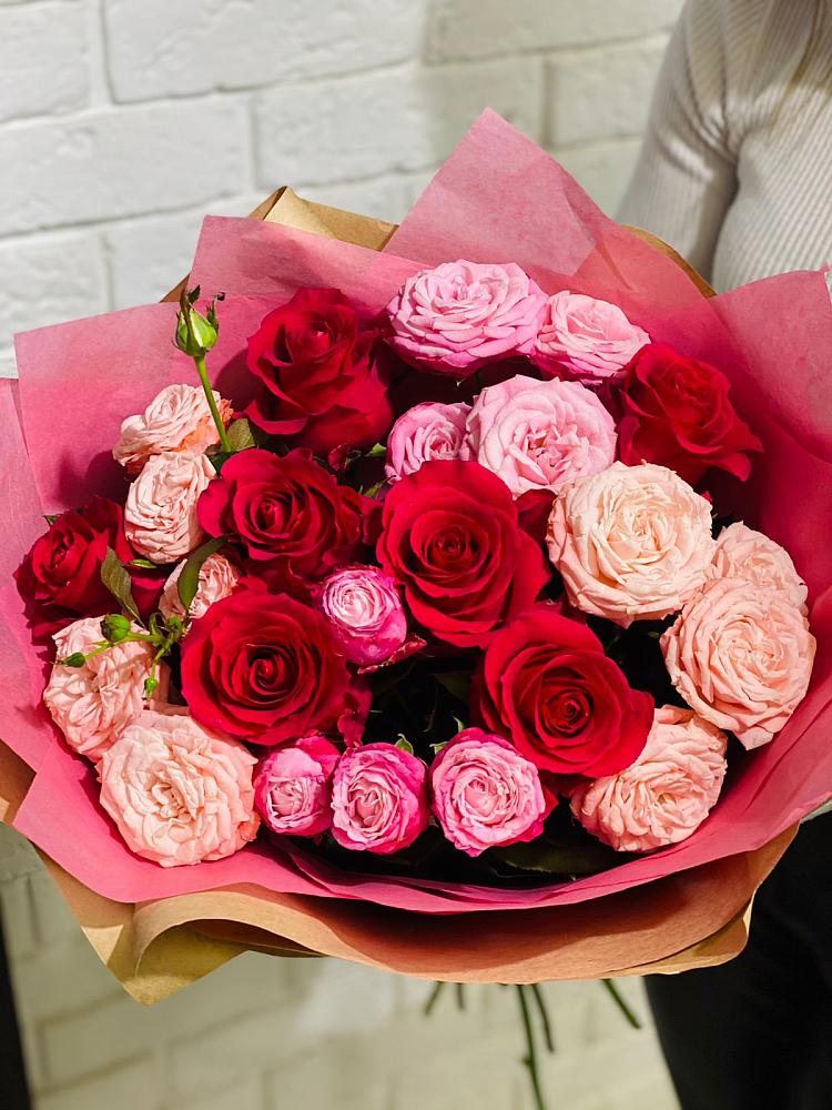 Букет цветов из: Розы в Кадоме