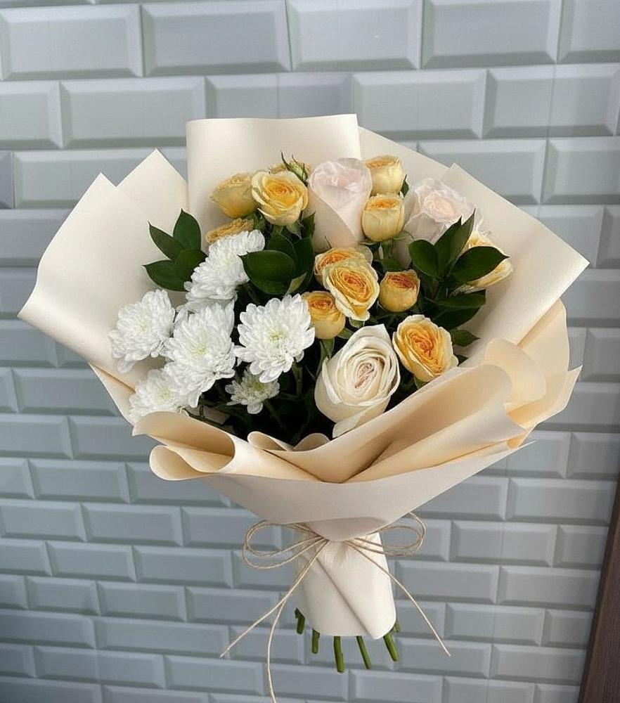 Букет цветов из: Розы и Хризантемы в Кадоме