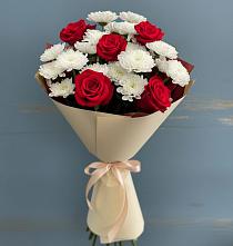 Букет цветов из:  Розы и Хризантемы в Кадоме