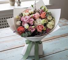 Букет цветов из:  Розы, Лизиантусы и Гвоздики в Кадоме