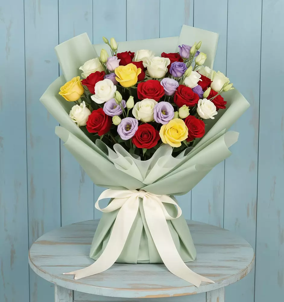 Букет цветов из: Розы в Кадоме