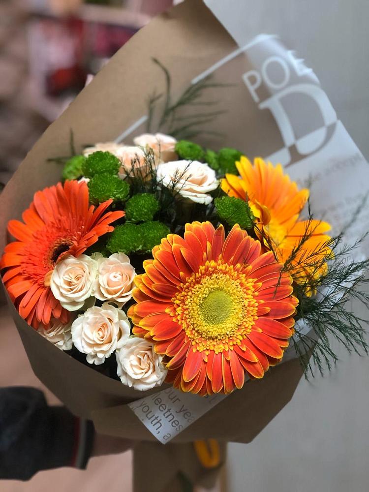 Букет цветов из: Герберы, Хризантемы и Розы в Кадоме