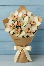 Букет цветов из:  Орхидеи и Розы в Кадоме